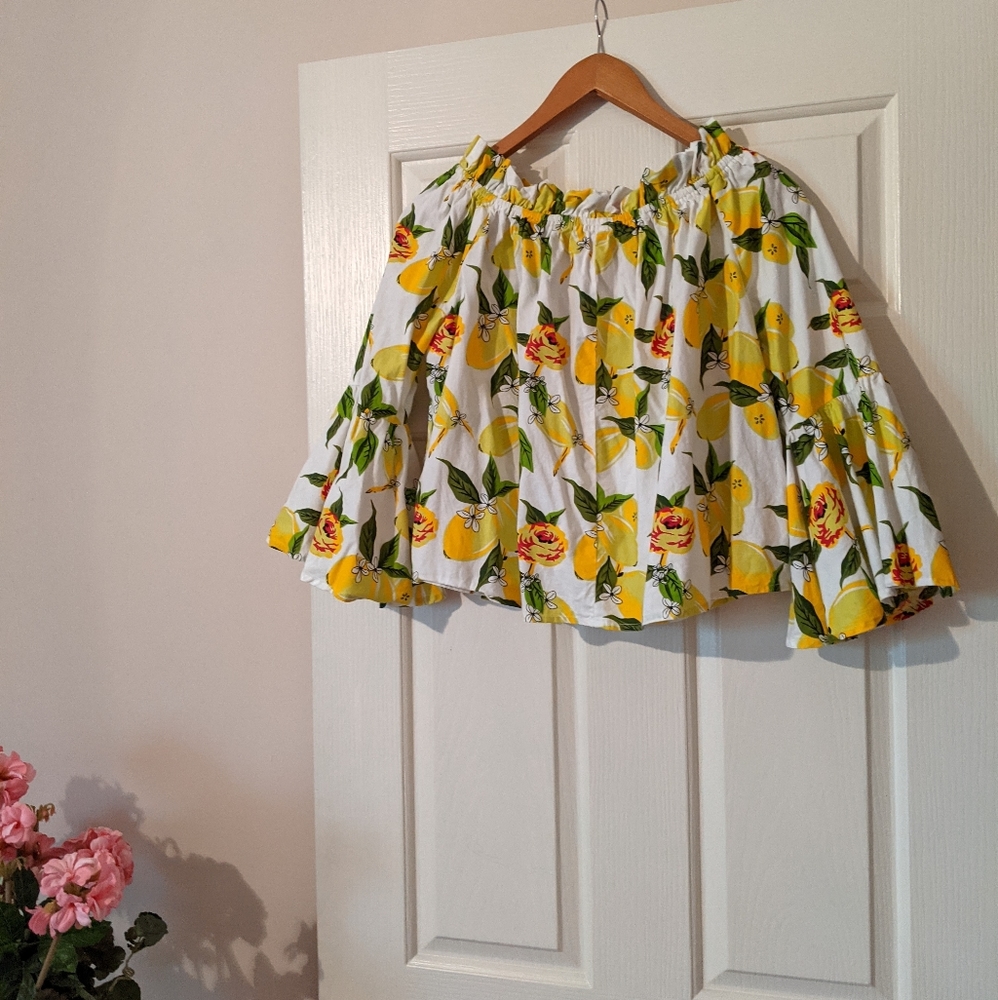 Lemon print 100% cotton top